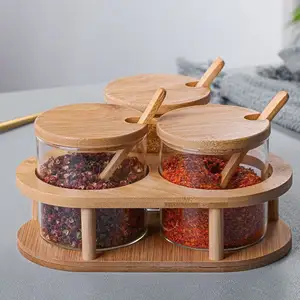 Стеклянные банки для специй с бамбуковыми ложками, Душанбе