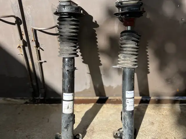Передние амортизаторы Sachs для Mercedes-Benz w124 w201, Душанбе