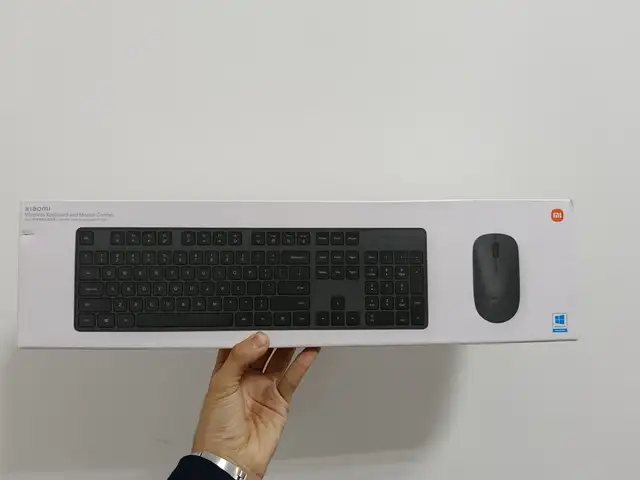 Клавиатура и мышь беспроводная Хіаоmі Wireless keyboard and Mouse COMBO WXJS01YM ч, Душанбе