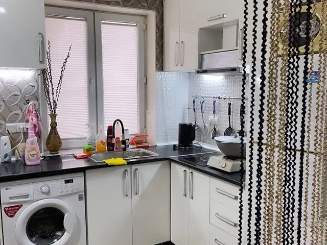 1-этажный, 3 комнатный дом, 52 м², Бывший рынок Чал- Чам, Севастопольская, Первый советский, Душанбе