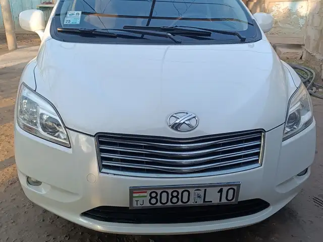 Toyota Mark X ZiO