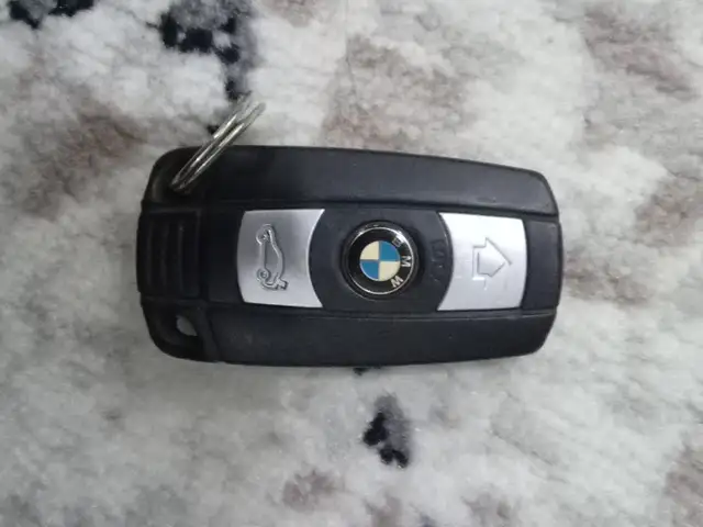 Ключи от bmw F10, Худжанд