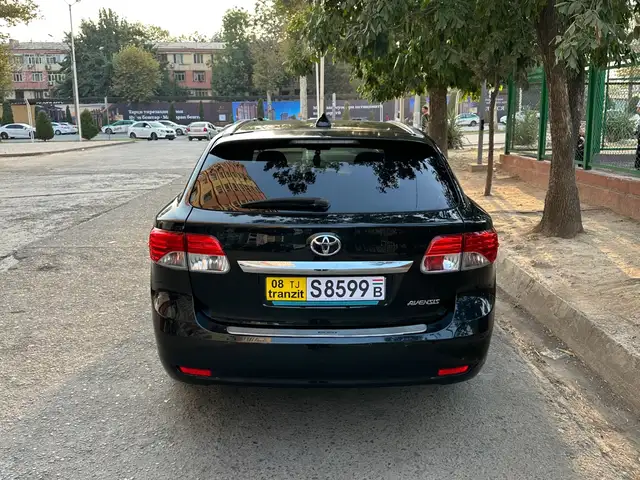 Toyota Avensis, 2013, Душанбе - 3