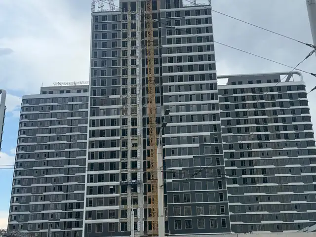 3-комн. квартира, 15 этаж, 123 м², 82 мкр, Душанбе