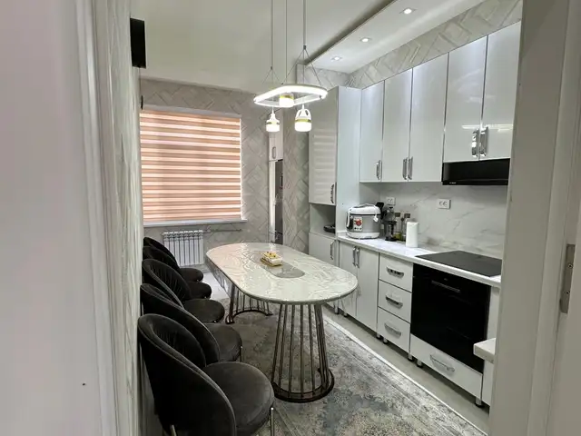 3-комн. квартира, 4 этаж, 87м², водонасос, Душанбе