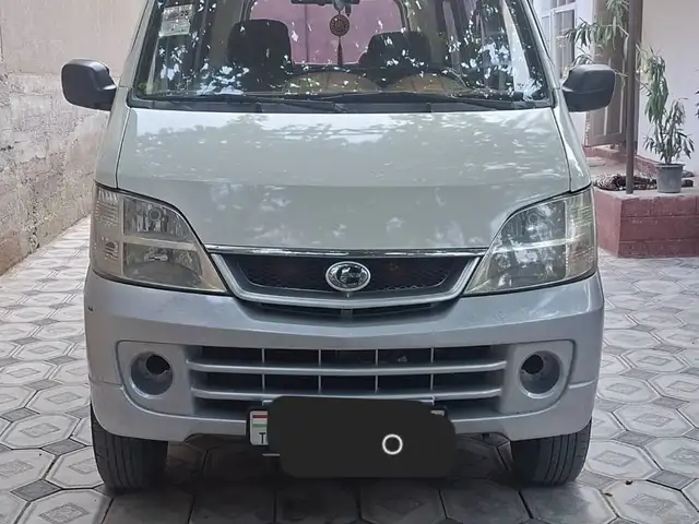 Микроавтомобиль Tangeng, Душанбе