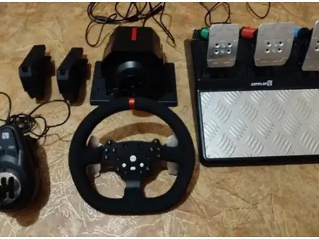 Игровой руль с педалями, Душанбе