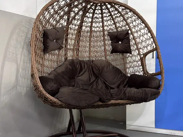 Качели груша, Исфара