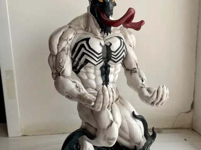 Фигурка подставка-держатель для геймпада от Cable Guy Anti-Venom, Spider-Man, Душанбе