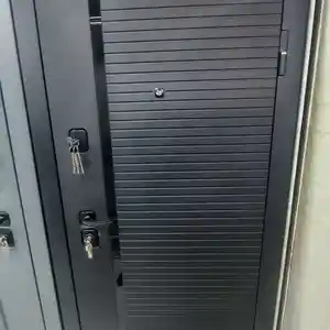 Железная дверь, Душанбе
