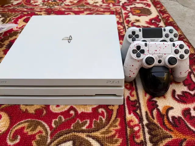 Игровая приставка Sony PlayStation 4pro 1 tb, Душанбе