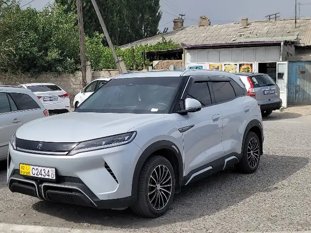 BYD Yuan Up
