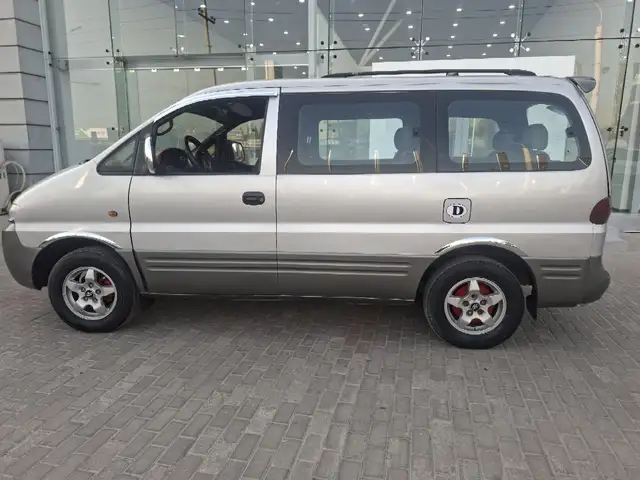 Микроавтобус Hundai Starex, 2000, Душанбе - 9