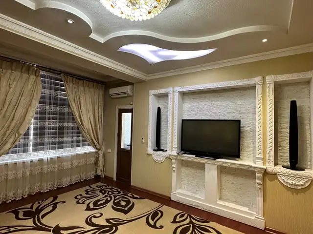 2-комн. квартира, 3 этаж, 72 м², 82й микрорайон, ТЦ Саодат, Район Сино, Душанбе