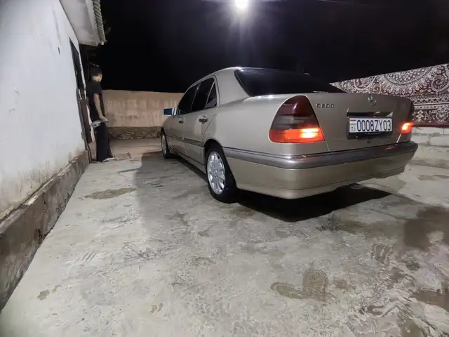 Mercedes-Benz B class