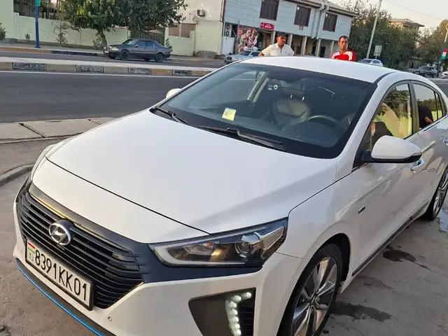 Hyundai Ioniq