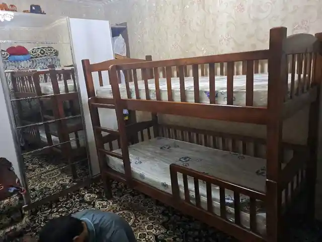 Двухъярусная кровать, Душанбе