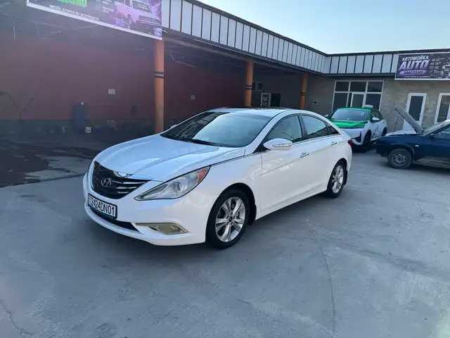 Hyundai Sonata