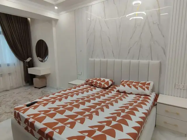2-комн. квартира, 12 этаж, 75м², Шохмансур Ашан доми ру баруи парки Алишер Навои, Душанбе