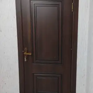 Двери, Худжанд
