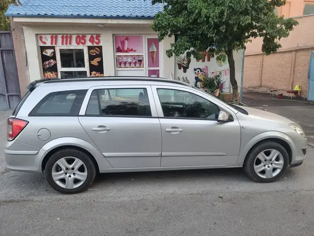 Opel Astra H