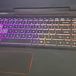 Игровой ноутбук core i 7/ GTX 1050 Ti 4GB / SSD + HDD, Душанбе