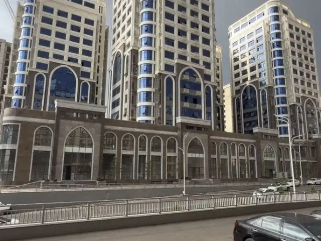 3-комн. квартира, 16 этаж, 99 м², И. Сомони, Душанбе