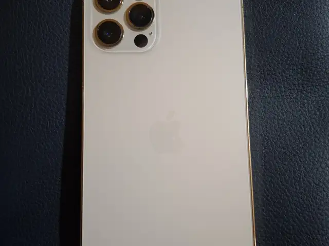 Apple iPhone 12 pro, 256 gb, Gold, Хуҷанд