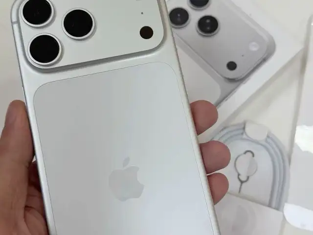 Apple iPhone 17 Pro Max, 256 gb, Silver, Худжанд