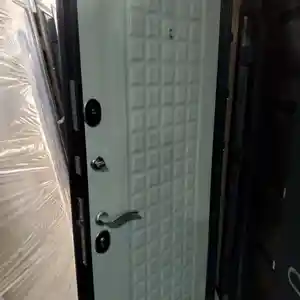 Дверь, Душанбе