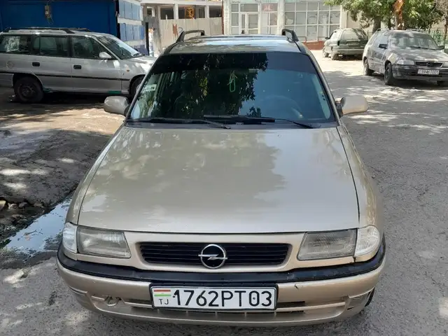 Opel Astra F