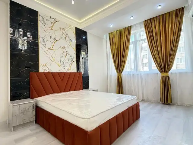 3-комн. квартира, 4 этаж, 71 м², 18 мкр, Худжанд