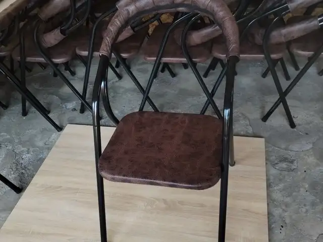 Стул, Худжанд