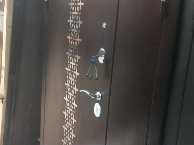 Дверь, Душанбе