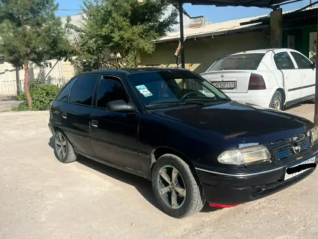 Opel Astra F