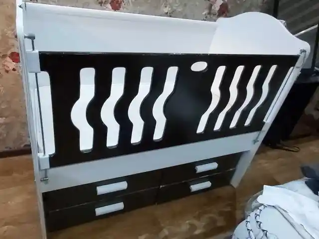 Колыбель кровать, Душанбе