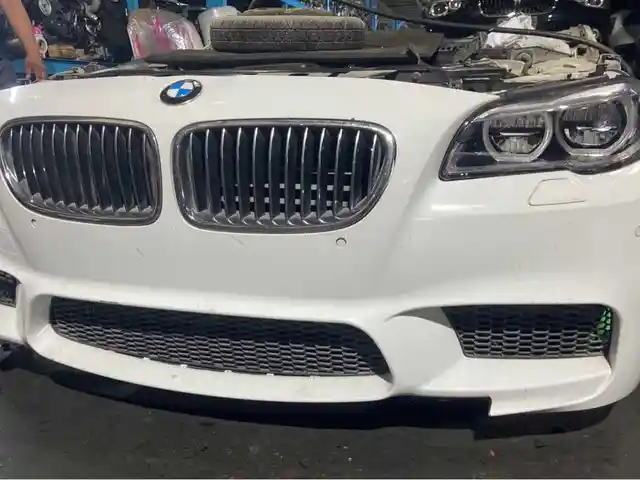 Бампер от BMW F10 M, Худжанд