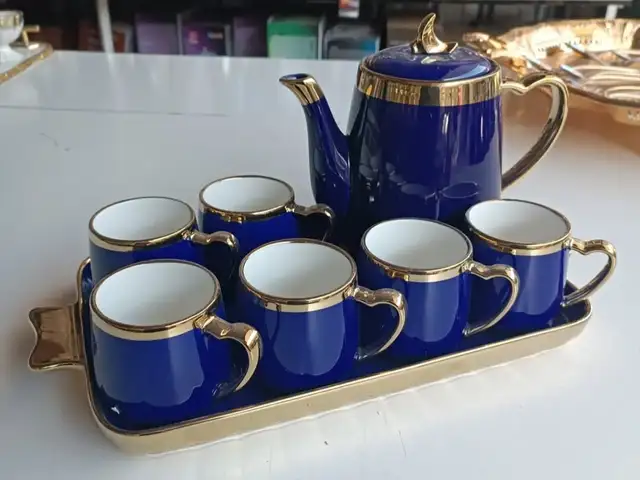 Комплект чайника с чашками, Душанбе