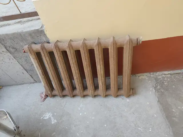 Батарейи чугунин, Хуҷанд