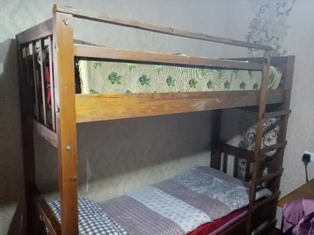 Двухъярусная кровать, Душанбе