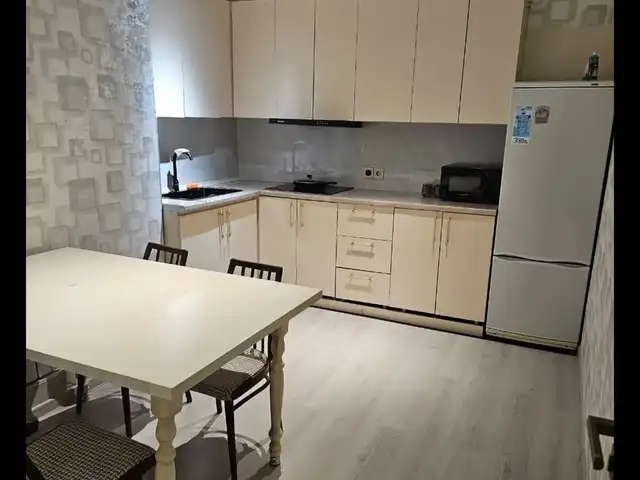 2-комн. квартира, 6 этаж, 80м², Шохмансур, Душанбе