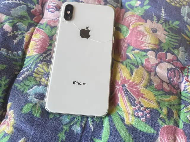 Apple iPhone Xs, 256 gb, Silver, Хуҷанд