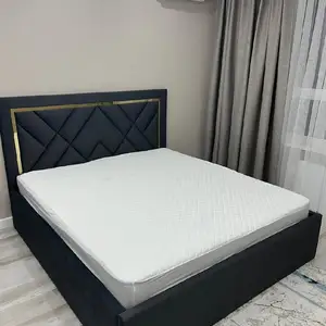 Двуспальная кровать, Душанбе