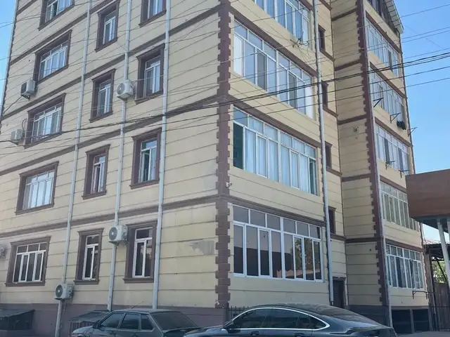 3-комн. квартира, 2 этаж, 108 м², квартал Бахор (Авторемзавод, Гулистон)., Худжанд