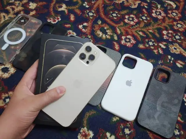 Apple iPhone 12 Pro Max, 128 gb, Gold, Душанбе