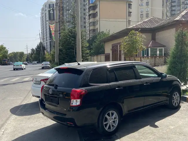 Toyota Fielder