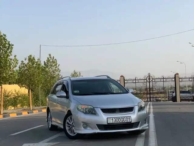 Toyota Fielder