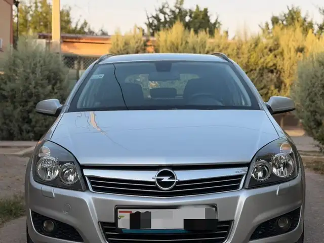 Opel Astra H