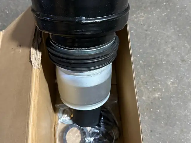 Задняя подушка пневматическая на BMW G11 G12, Душанбе