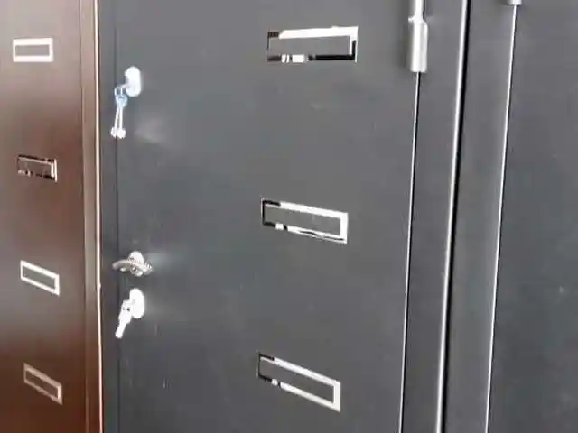 Дверь металлическая, Душанбе